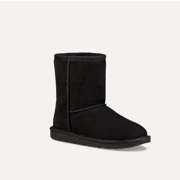 Kids Ugg Classic Short II Boots - Picture 2 of 9